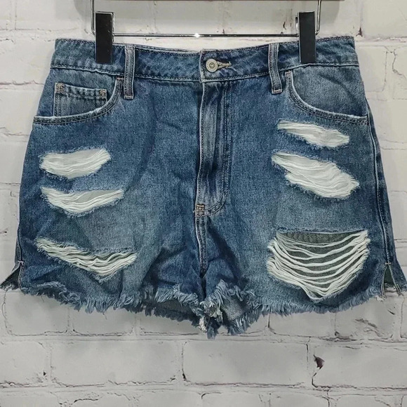 Hollister High Rise Distressed Short Size 27 - Picture 1 of 11